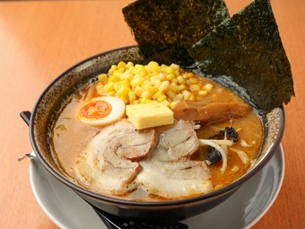 北海道から取り寄せた味噌が香る『味噌バターコーン』