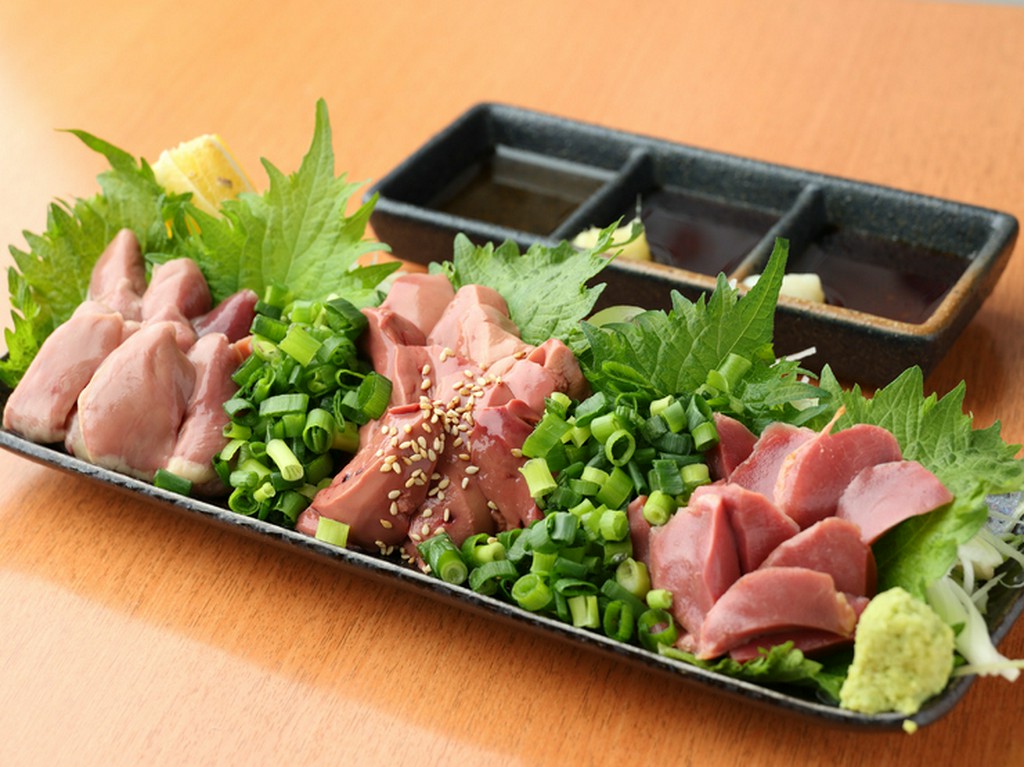 急速冷凍で味も食感もそのまま『名古屋コーチン三点盛り』