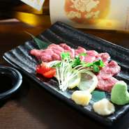 馬刺し