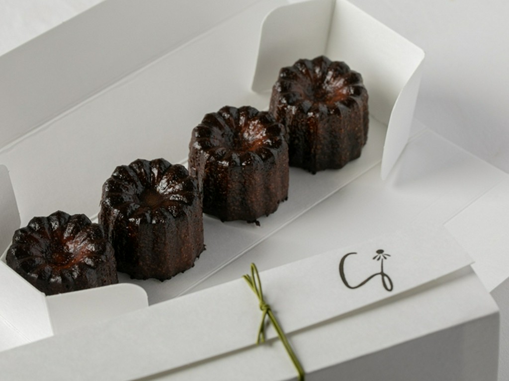 テイクアウトできる『カヌレ』も人気