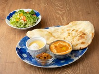 ナーン（S）・選べるカレー・チキンティッカ・インドグリーンサラダ・マンゴープリン