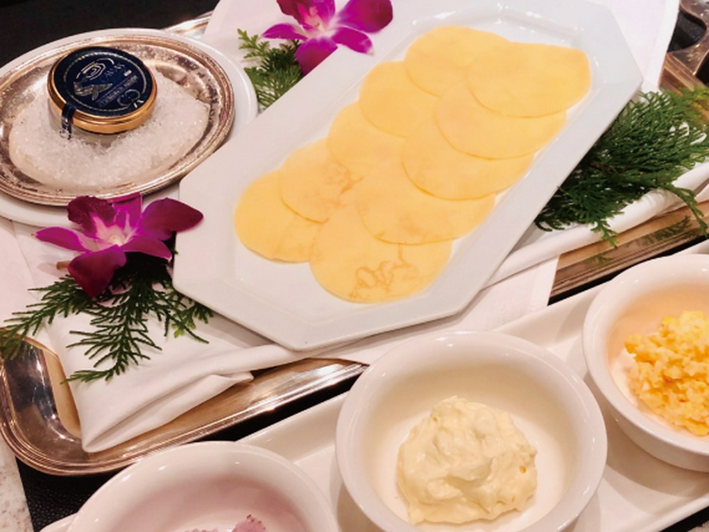 キャビアクレープ