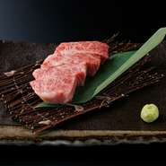 一番人気、かつ絶対に食べてほしい一品です。こだわりにこだわり抜いたイチボのみが提供されます。霜降りの多い肉が苦手な方でも食べやすいので、安心して注文可能です。