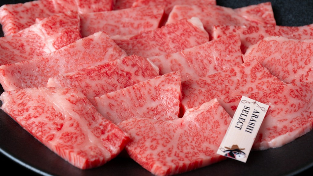 その日の午前中に加工を行い、店舗に運んでいる肉の鮮度は抜群