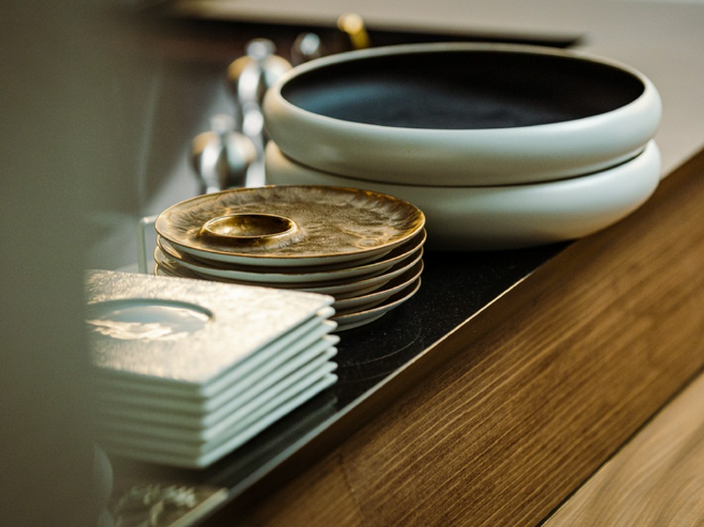 料理のイメージからオーダーメイドでつくられた器