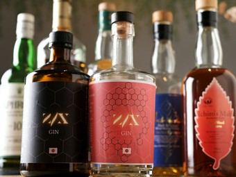 オリジナルジン『Z/Xジン』をはじめ、ドリンクメニューも多数