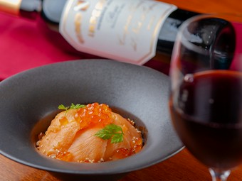 海と大地の恵みが織りなす、豊かな風味。オススメのリゾット『はらことサーモンの濃厚クリームリゾット』