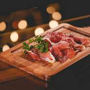 12ヶ月熟成ハモンセラーノ