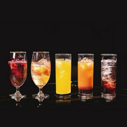 女性に人気のカクテルをはじめ、ウイスキー、ノンアルコールカクテルなど各種ドリンクをご用意