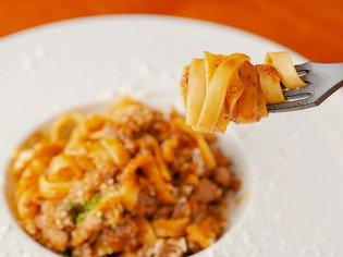 自家製ソースが自慢『ほろほろ肉の濃厚ボロネーゼパスタ』