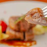 旬の素材や彩りにもこだわった一皿を提案