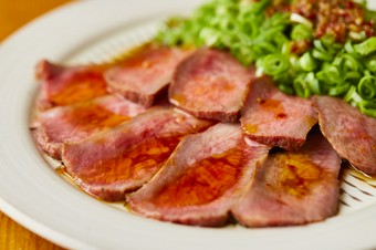 和牛タンのたたき