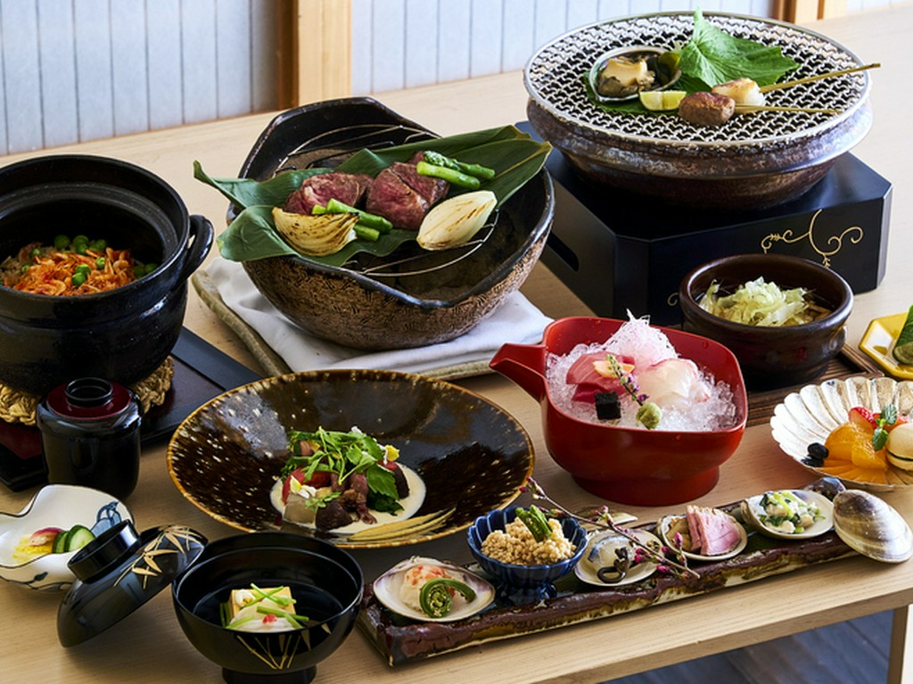 庵都会席　-雅みやび-