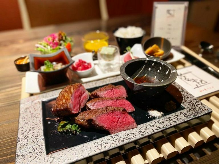 万葉牛ステーキランチ