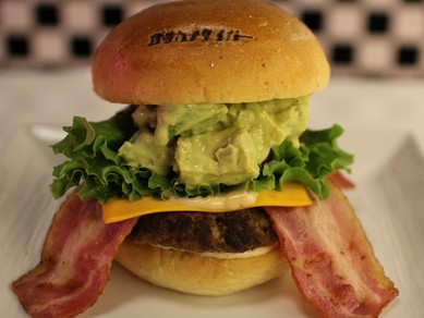 アボカドバーガー