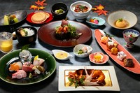 イセエビ、松茸など豪華食材をふんだんに使用した贅沢和会席スペシャルコース