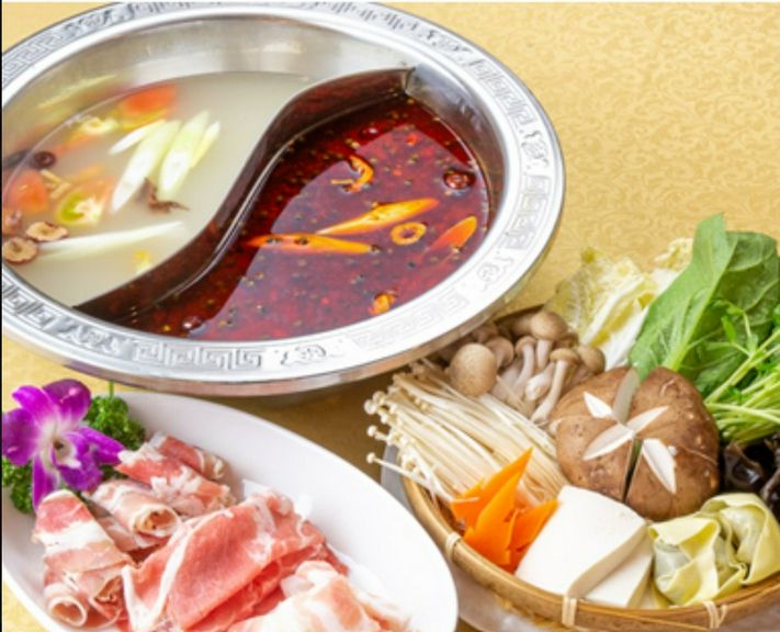 名物『お一人様火鍋セット』は必見。一人から楽しいお店