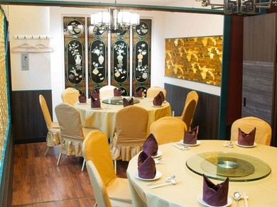 5〜20名利用可能な完全個室を完備