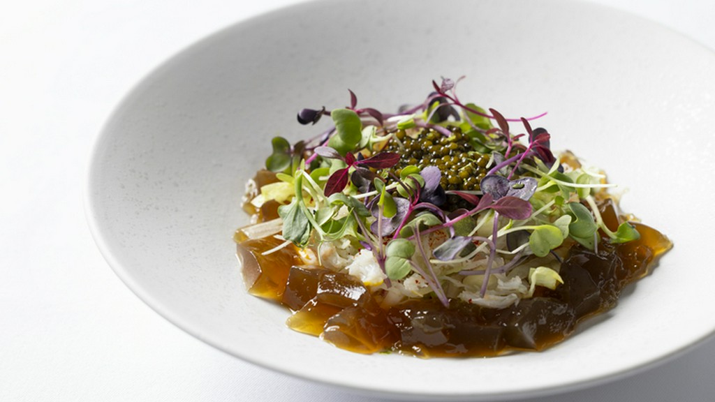 季節の彩りを繊細に仕上げた贅沢な昼のひととき『LUNCH MENU』