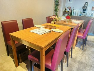 ◇時間を忘れてくつろげる温かな食の空間