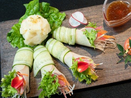 特製ブーケサラダ