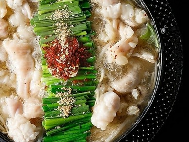  飛騨和牛もつ鍋（塩・醤油）（1人前）