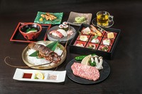 和牛ステーキと伊勢えび、日本酒ペアリング