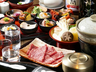 おちょこ丼と和牛すき焼きと日本酒のセット