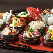 ★東京　渋谷で大人気！のおちょこ丼が京都祇園でご提供♪★少しずつ色々な種類の海鮮丼を味わえる、楽しくて美味しいランチセットです！京都ならではの食材を使用し見た目も華やかで『SNS映え』