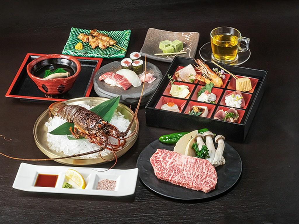 鉄板焼き【和牛ステーキ・伊勢海老】をメインに京都の食材にこだわったコースを日本酒とペアリング。