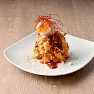 ピリ辛のポテサラ！
ハーフ/330円、レギュラー/580円