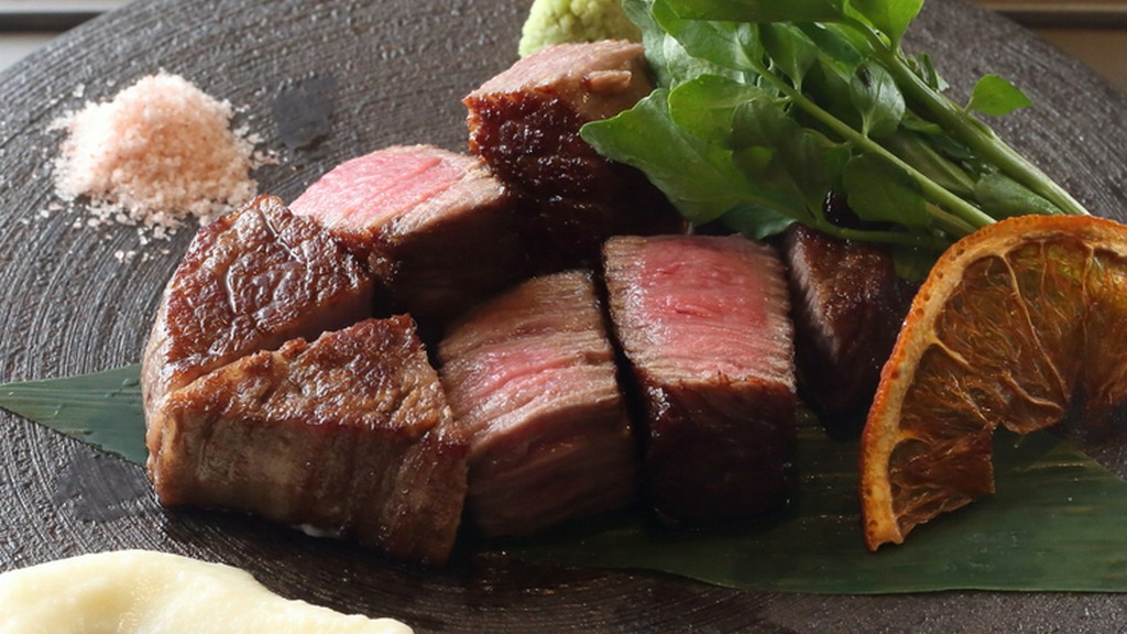 黒毛和牛に日本の酒。国内外からのゲストへの接待にも心強い一軒