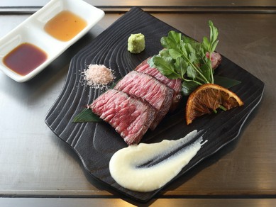 上質をリーズナブルに『黒毛和牛イチボステーキ』