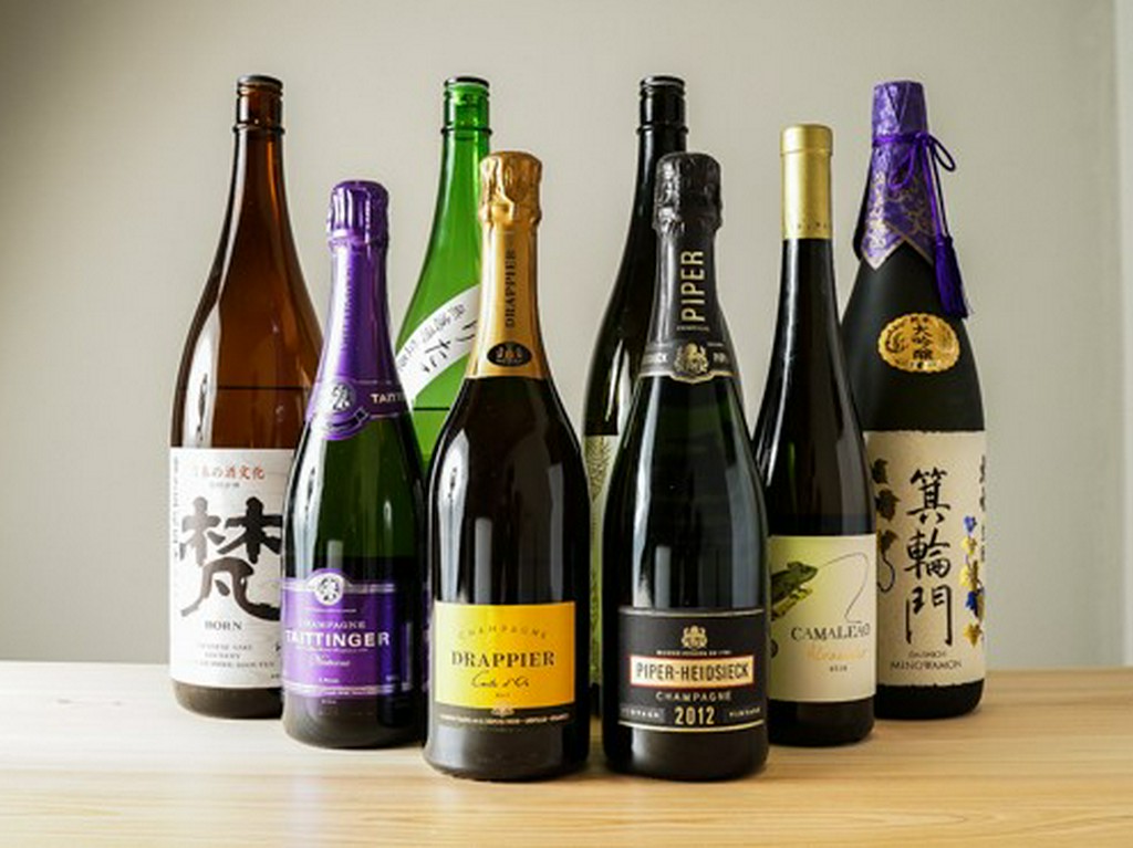 天ぷらに合わせやすい日本酒、他にはワインも豊富