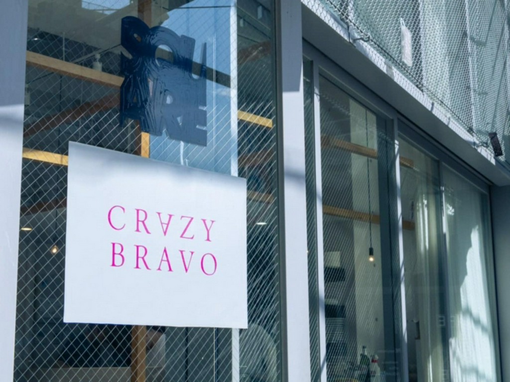 クマタイチ氏が手掛けたスタイリッシュな空間