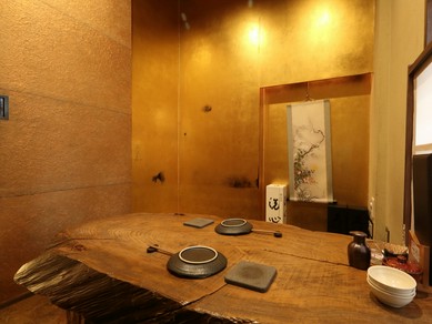 とっておきのひとときに癒やされる、和の情緒漂う個室