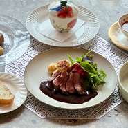 ・前菜
・スープ
・肉料理（北海道和牛）
・デザート
・コーヒーor紅茶