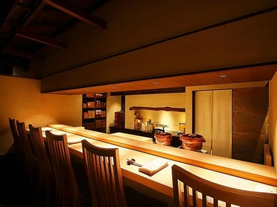 店主との会話もカウンター席の愉しみの一つ