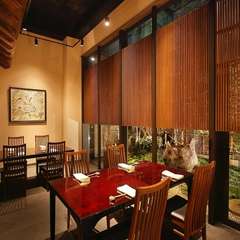 人間国宝による美術品、著名作家による芸術的作品の数々