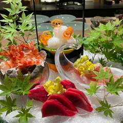 心躍らせる『季節の食材を使った店主おまかせコース』