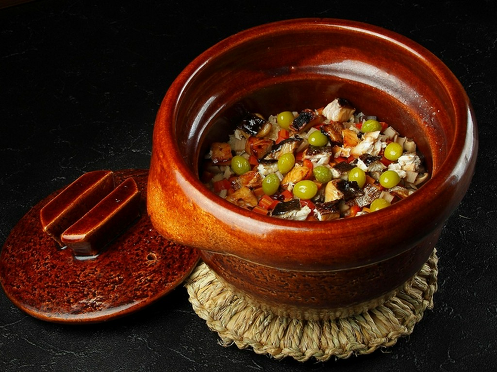 契約農家の方が丹精込め育て上げた「米」