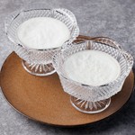 ココナッツミルクプリンの甘さと、かぼちゃの甘さが合わさって優しい味がする一品