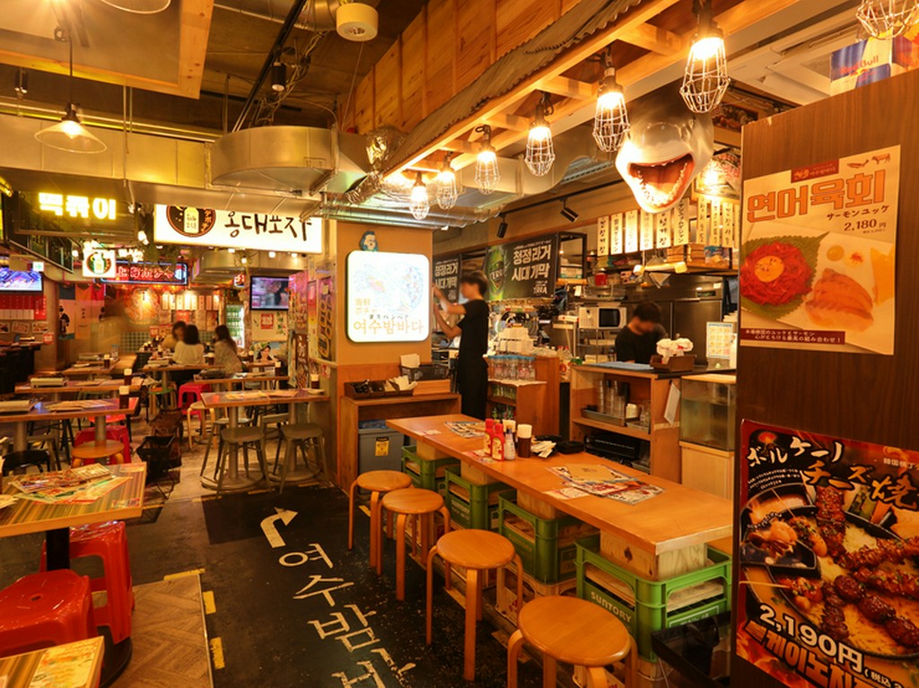 初めての味わいに会話も弾む、海外旅行気分のデートはいかが？