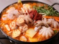 釜山名物の辛味鍋をアレンジ！『チュコプセ鍋』