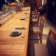 お席の間隔を広くとっております。