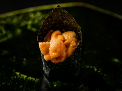 お店のスペシャリテであり、握りの1貫めを飾る『ウニヤ姫』