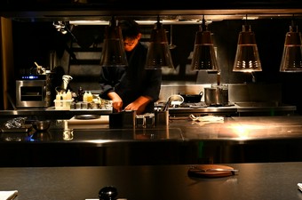 18時30分～「日本文化の新結合コース」