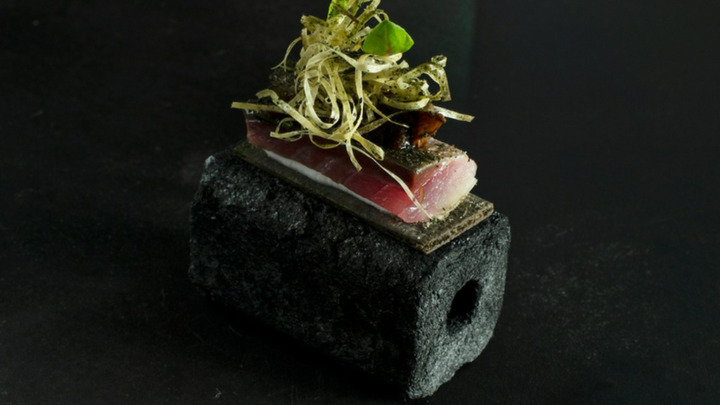 鯖　イカスミ　白昆布