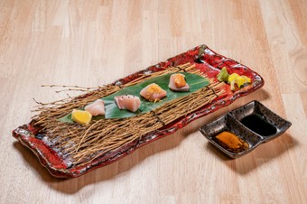 鰤づくし　お造り盛り合わせ5種