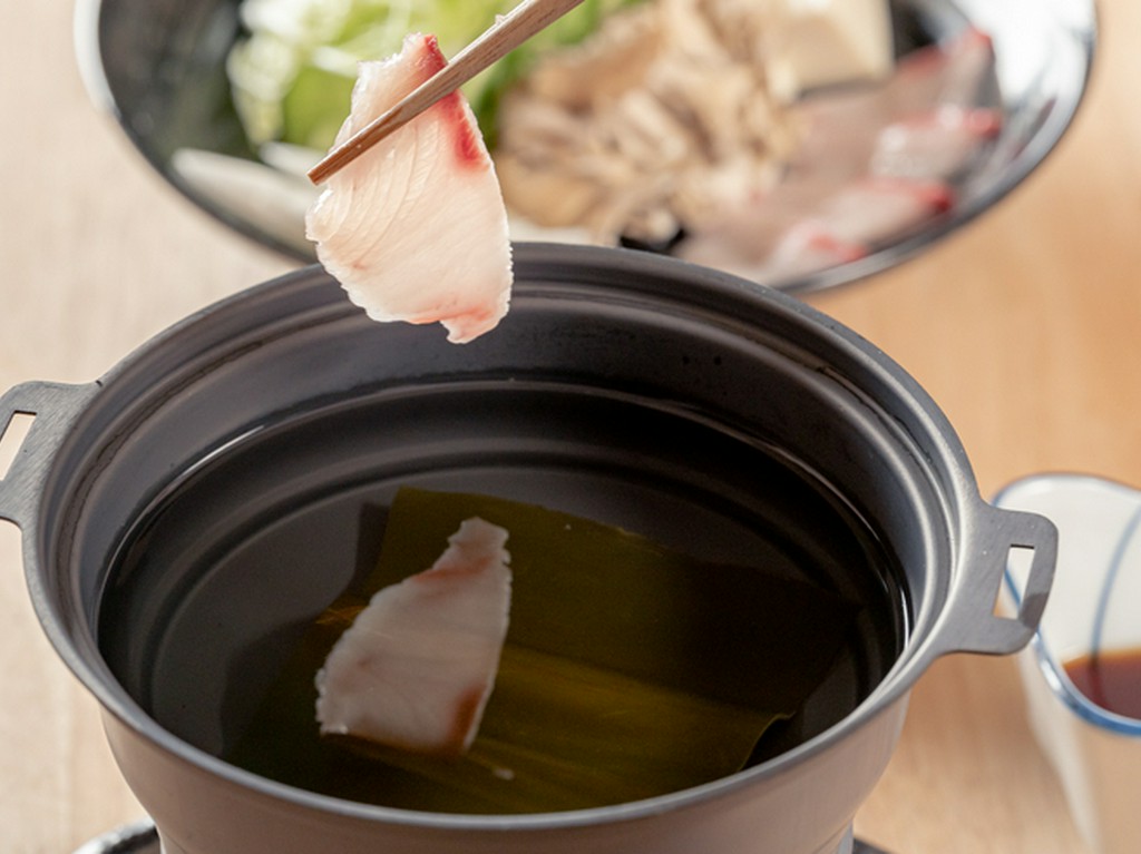 鰤屋が本気で鰤しゃぶをご提供。その他の一品も鰤メインで、旬の鰤を堪能していただけます。
